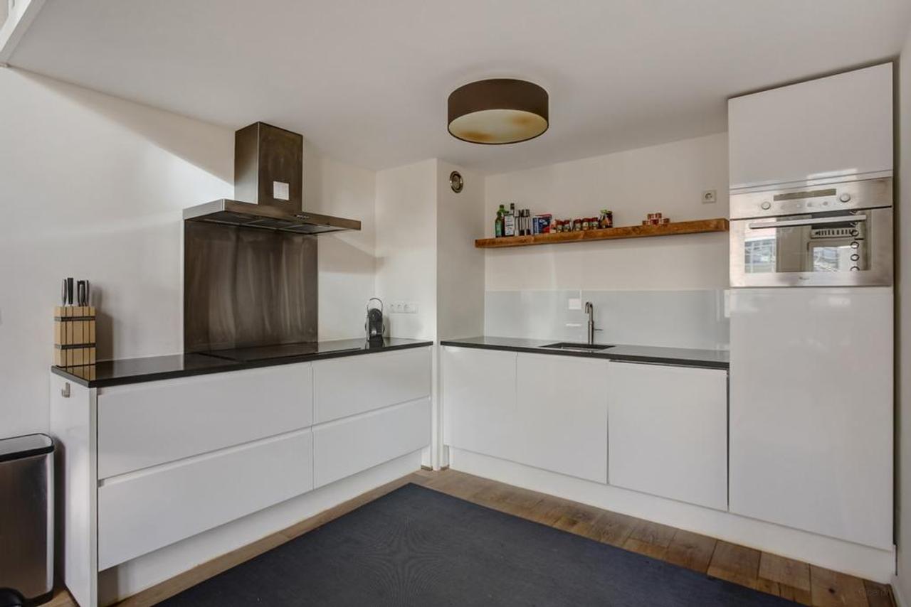 Hoge plafonds en twee badkamers in Utrecht - Afbeelding 8