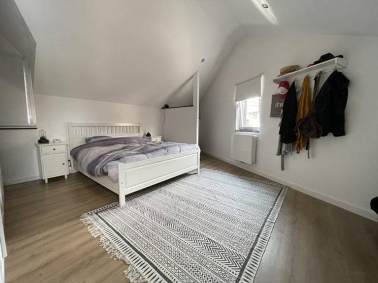 Furnished 86 m² Apartment with Terrace - Image 9