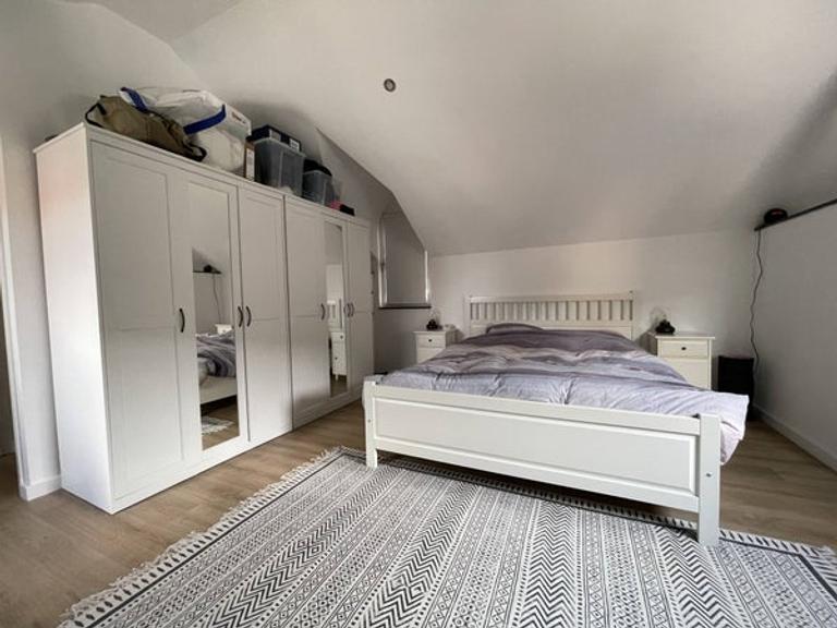 Furnished 86 m² Apartment with Terrace - Image 10