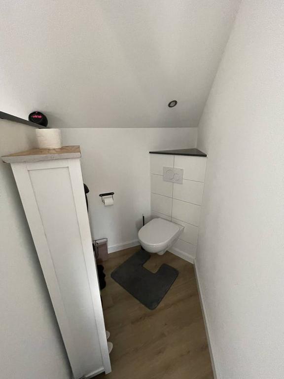 Furnished 86 m² Apartment with Terrace - Image 11