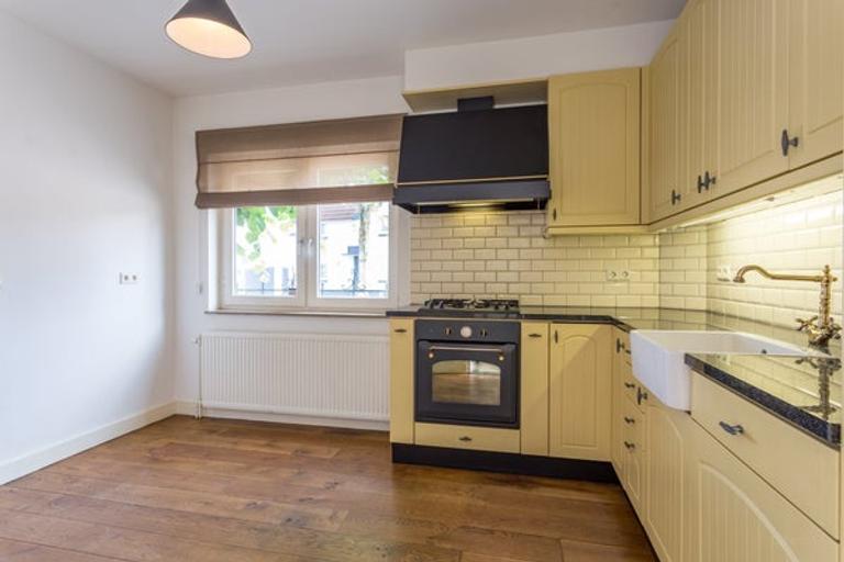 121 m² woonruimte met tuin in Munstergeleen - Afbeelding 22
