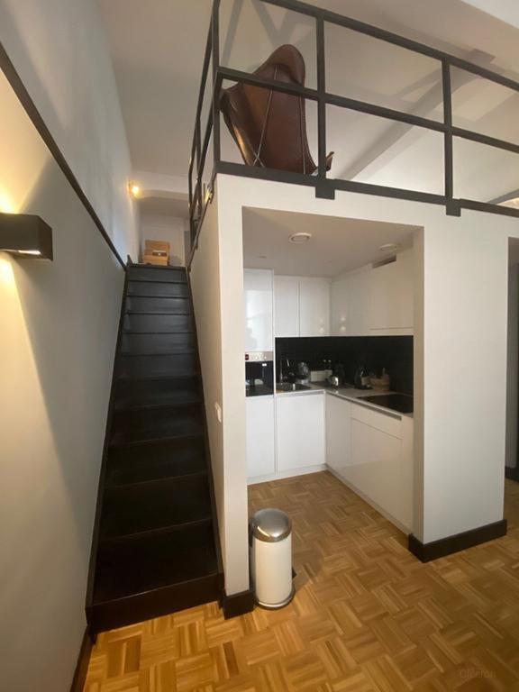 Gemeubileerd 75m² appartement met vide - Afbeelding 7