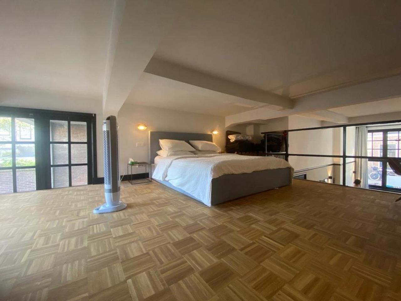 Gemeubileerd 75m² appartement met vide - Afbeelding 8