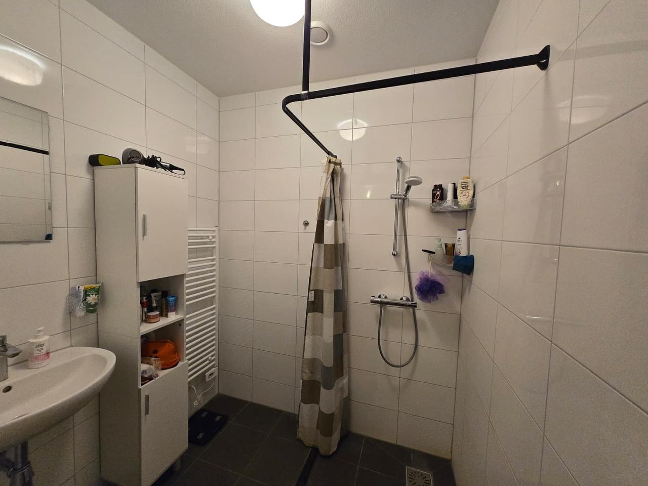 Modern apartment in central Deurne - Image 4