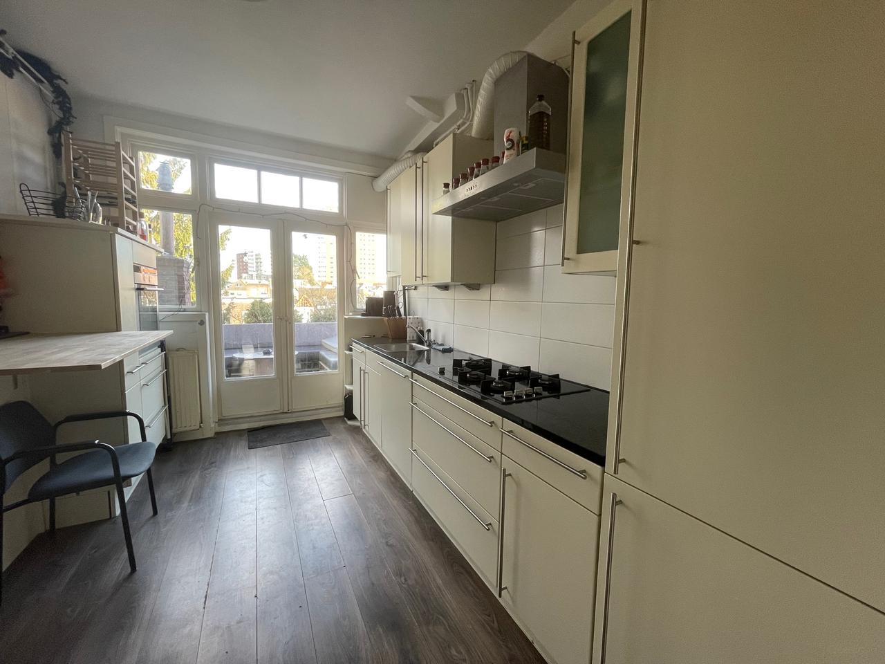 Kamer van 8 m² met gedeeld balkon in Groningen - Afbeelding 3
