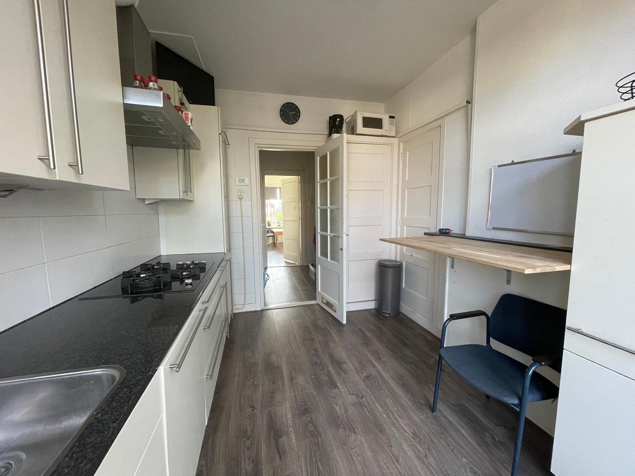 Kamer van 8 m² met gedeeld balkon in Groningen - Afbeelding 4