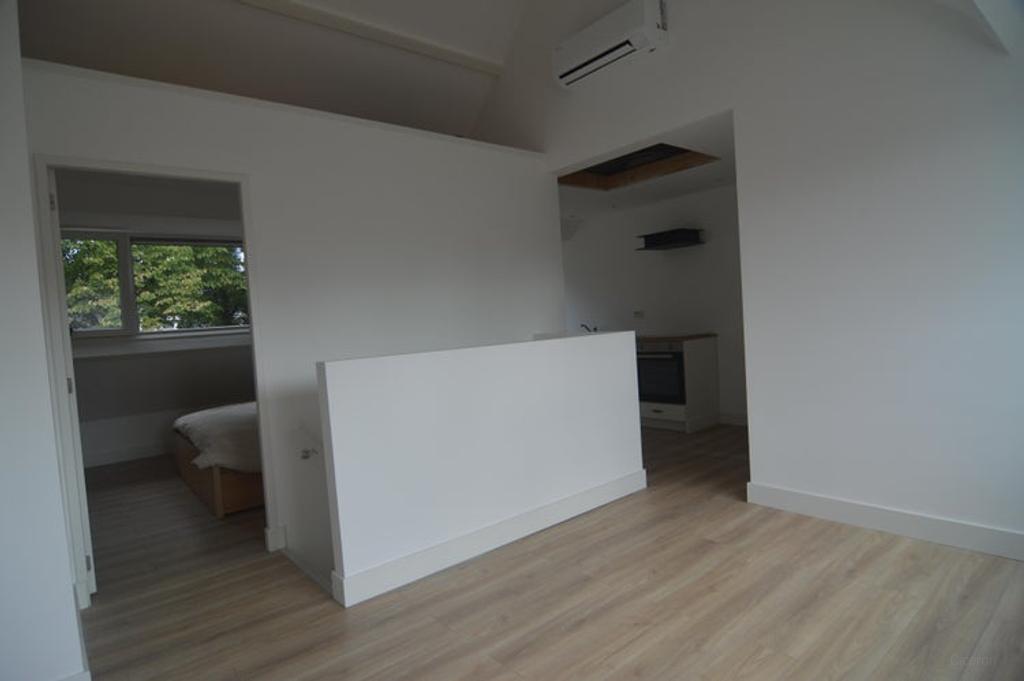 Licht appartement van 35m² in de Belcrum - Afbeelding 3
