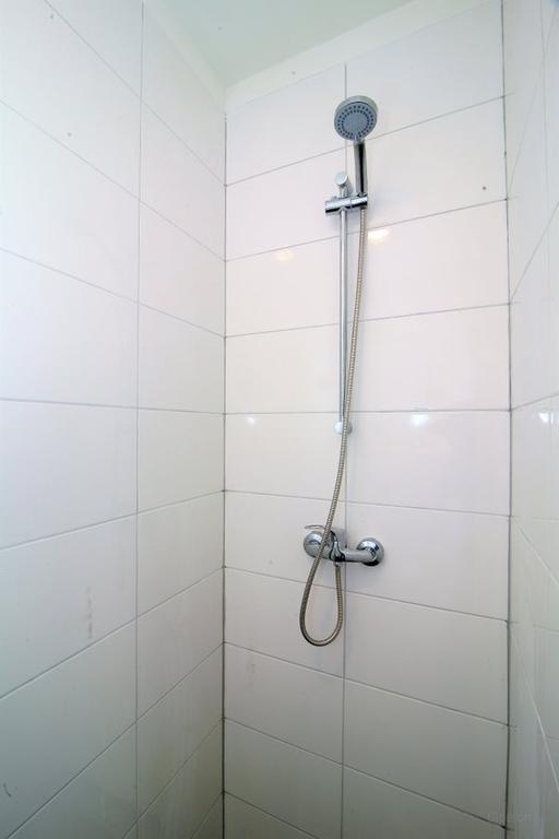 Gerenoveerd appartement met zonneterras in Den Haag - Afbeelding 9
