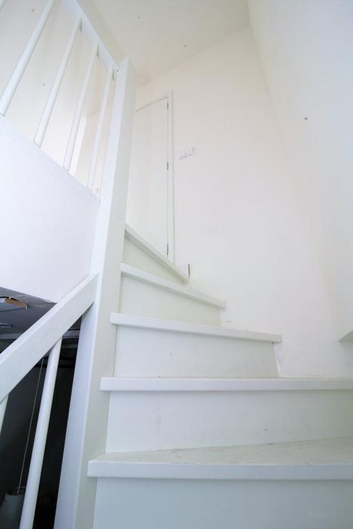Gerenoveerd appartement met zonneterras in Den Haag - Afbeelding 16
