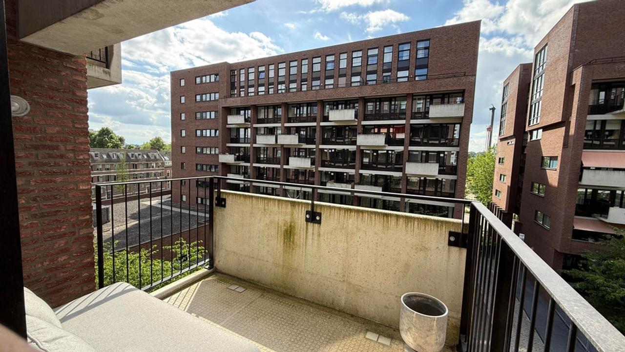 Furnished 100 m² apartment in central Eindhoven - Image 19