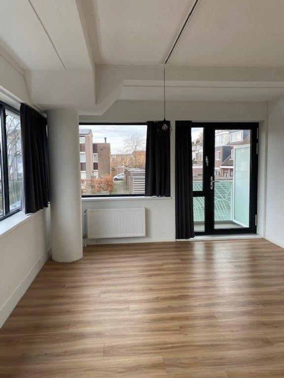 37 m² met parkeerplaats en dakterras - Afbeelding 2