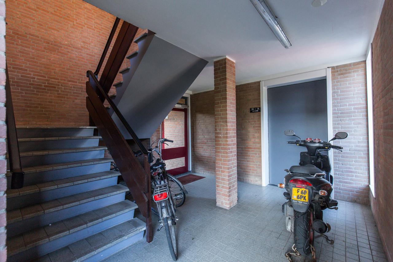 Gelijkvloers appartement met terras in Voorst - Afbeelding 1