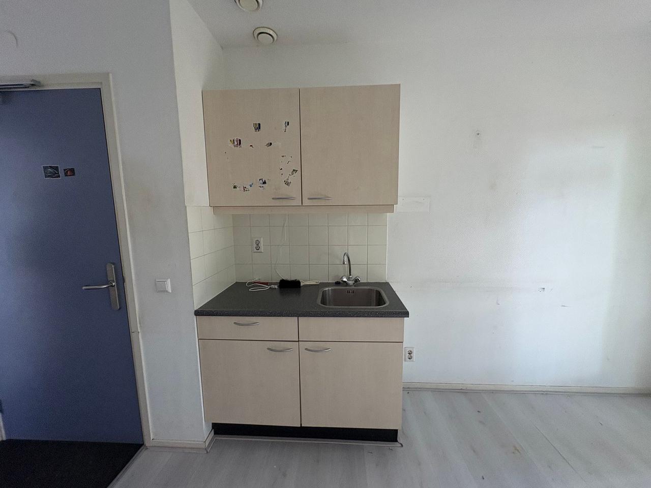 30 m² antikraakruimte met eigen sanitair - Afbeelding 2