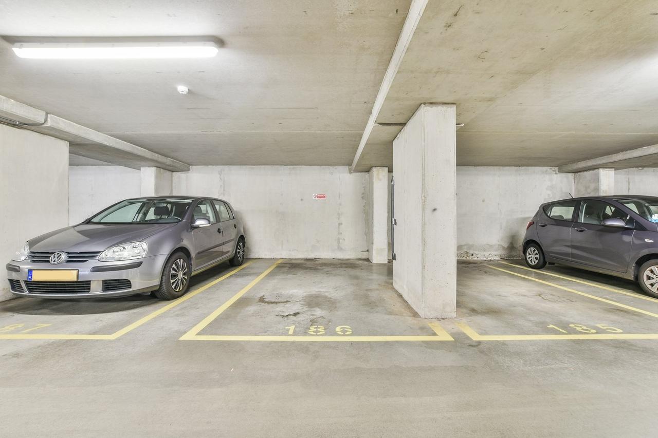 83 m² with views in Bijlmer Centrum - Image 19