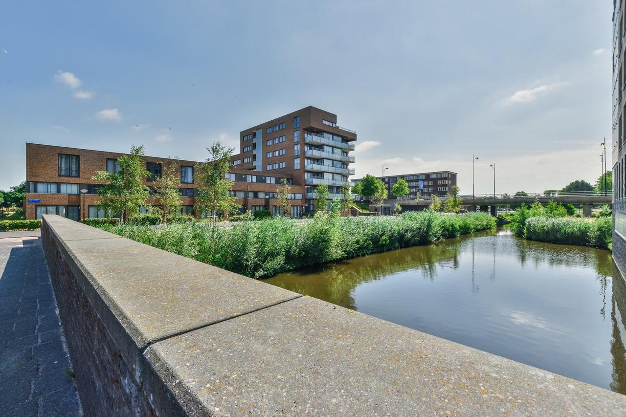 83 m² with views in Bijlmer Centrum - Image 20