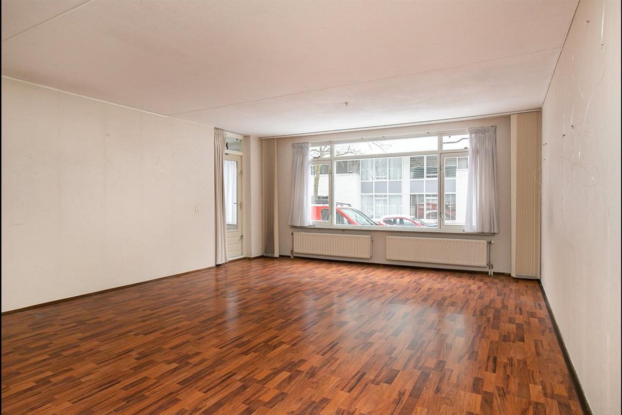 88 m² met wintertuin in Tilburg - Afbeelding 1