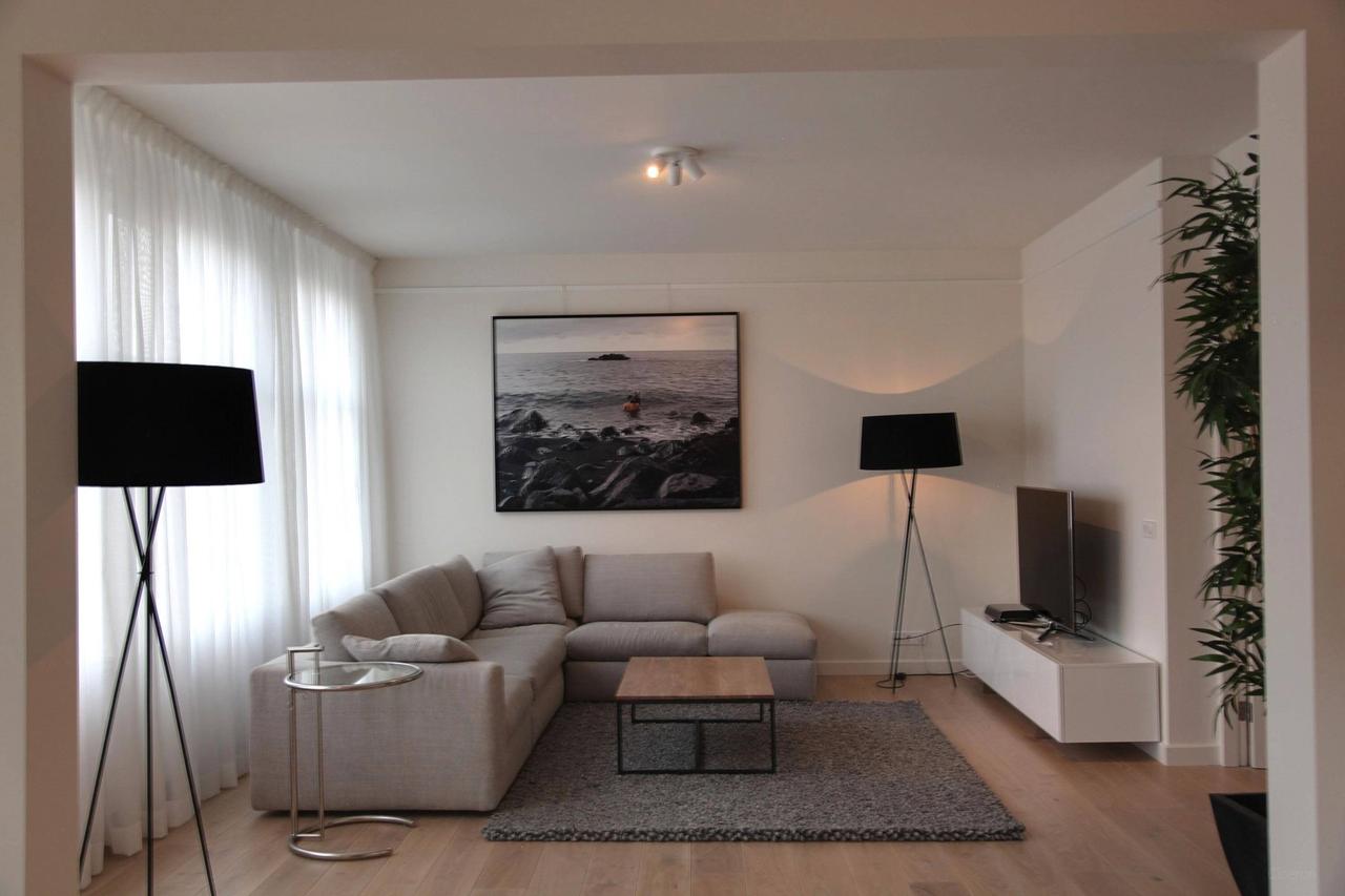 Furnished 102 m² Apartment Overlooking the Amstel - Image 5