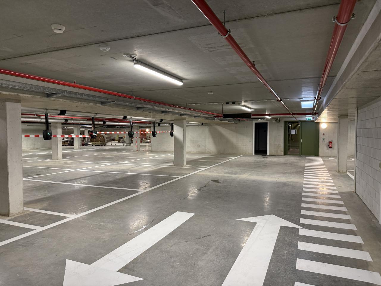 Licht 3-kamerappartement in Sloterdijk - Afbeelding 2
