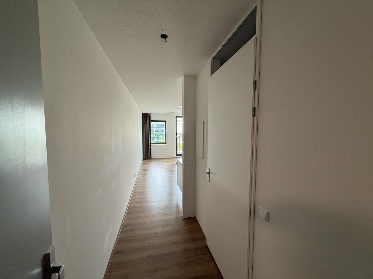 Energy-efficient studio near Bijlmer ArenA station - Image 5