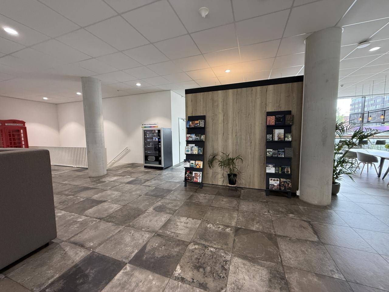 Energy-efficient studio near Bijlmer ArenA station - Image 14