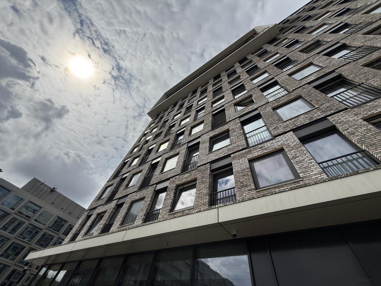 Modern 2019 studio in Bijlmer Centrum - Image 14