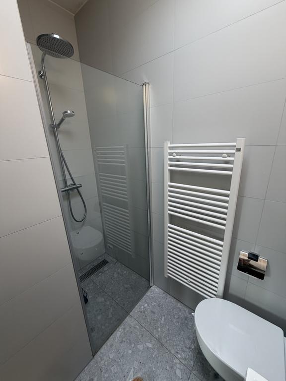 Licht gemeubileerd appartement in Crooswijk - Afbeelding 15