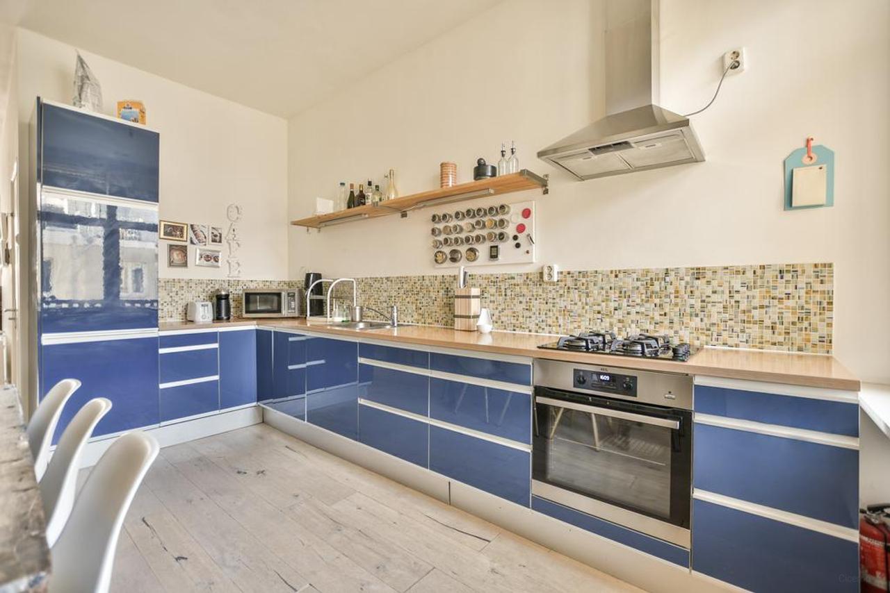 Furnished apartment in Staatsliedenbuurt - Image 10