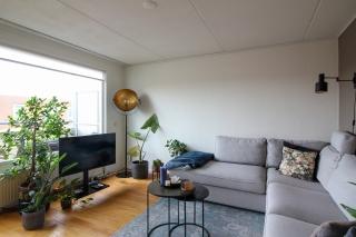 81m² appartement met eigen parkeerplek in Rivierenwijk - Afbeelding 2