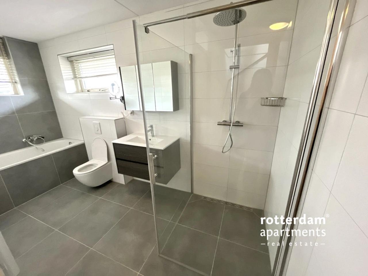 144 m² huis met tuin, garage en oprit - Afbeelding 12