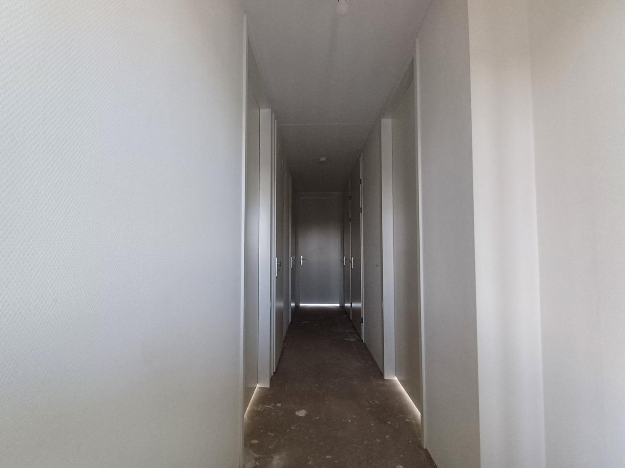Nieuw 3-kamerappartement met balkon - Afbeelding 2