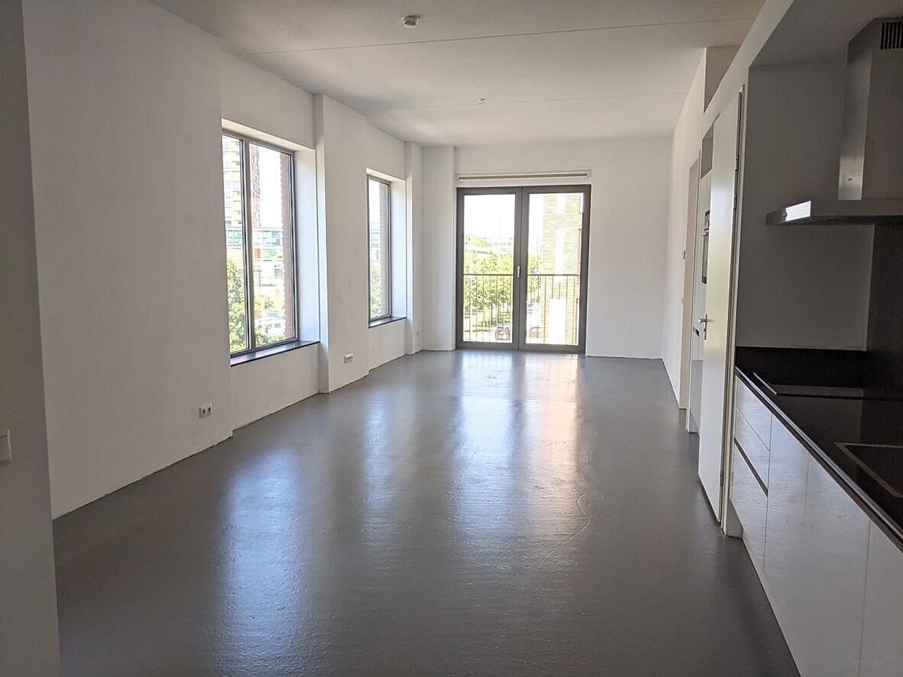 89 m² apartment with balcony in Strijp-S - Image 2