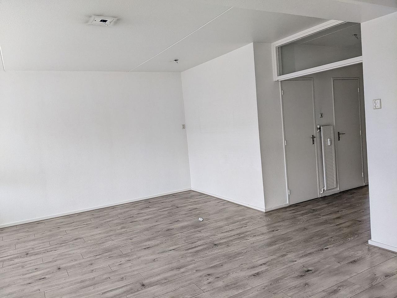 80 m² appartement met balkon in Tilburg - Afbeelding 4