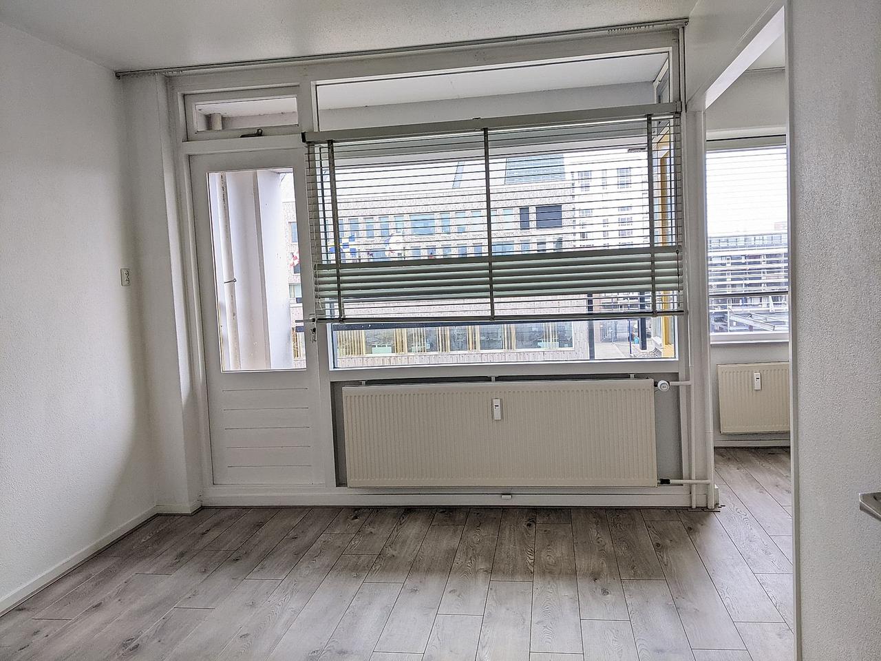 80 m² appartement met balkon in Tilburg - Afbeelding 5