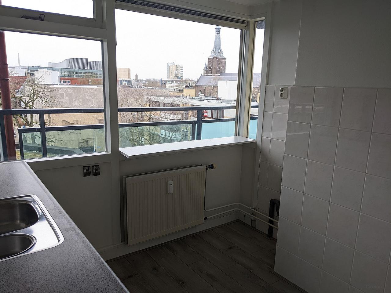 80 m² appartement met balkon in Tilburg - Afbeelding 7