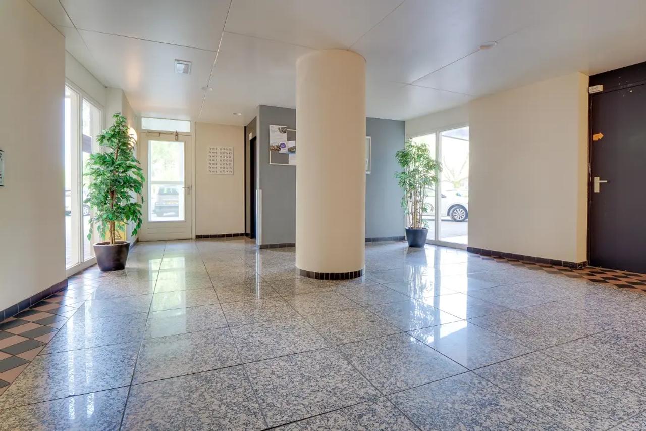 Penthouse met balkon en uitzicht in Schuilenburg - Afbeelding 3
