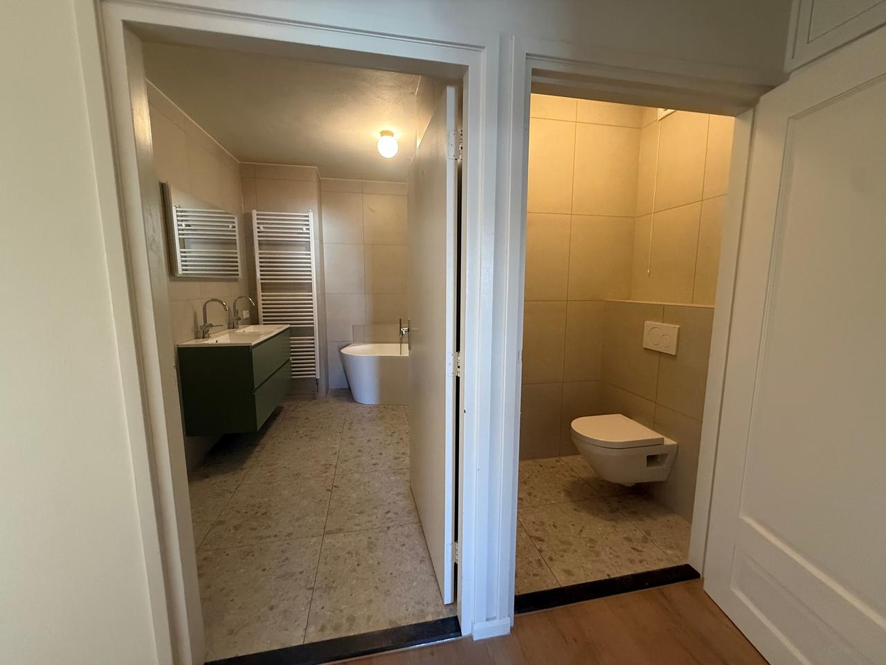 Renovated Apartment in Schouwbroek - Image 8
