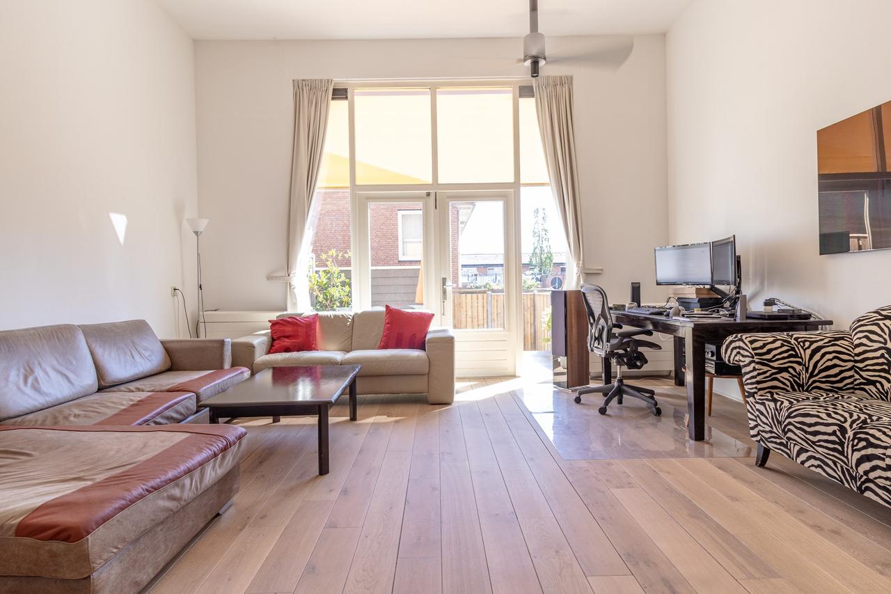 Furnished 3-Bedroom Apartment with Garden - Image 1