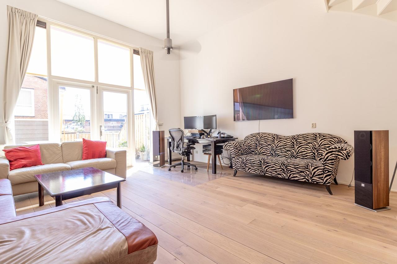 Furnished 3-Bedroom Apartment with Garden - Image 6