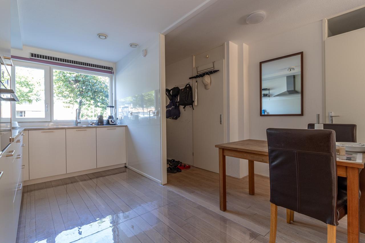 Furnished 3-Bedroom Apartment with Garden - Image 12