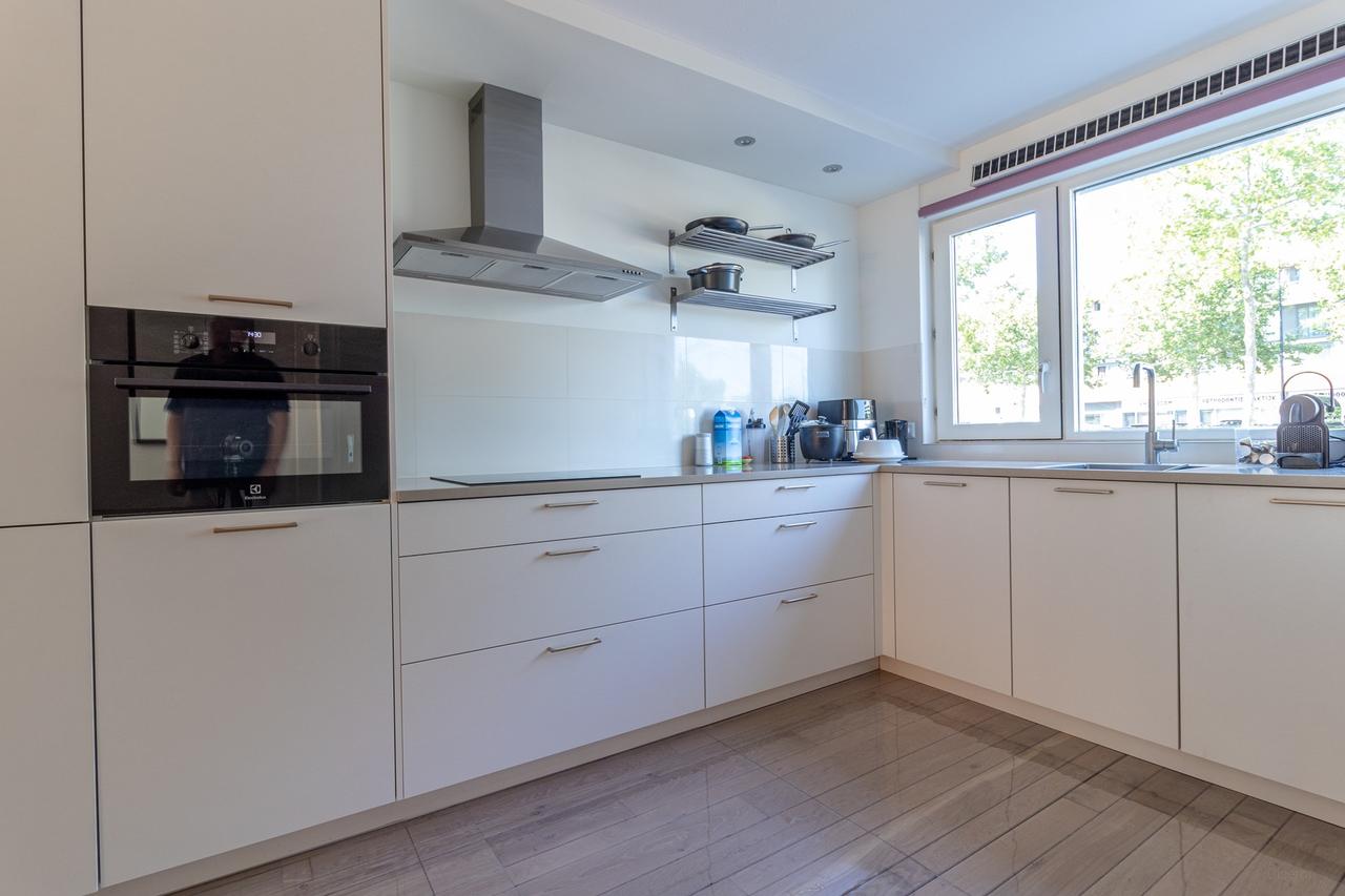 Furnished 3-Bedroom Apartment with Garden - Image 14