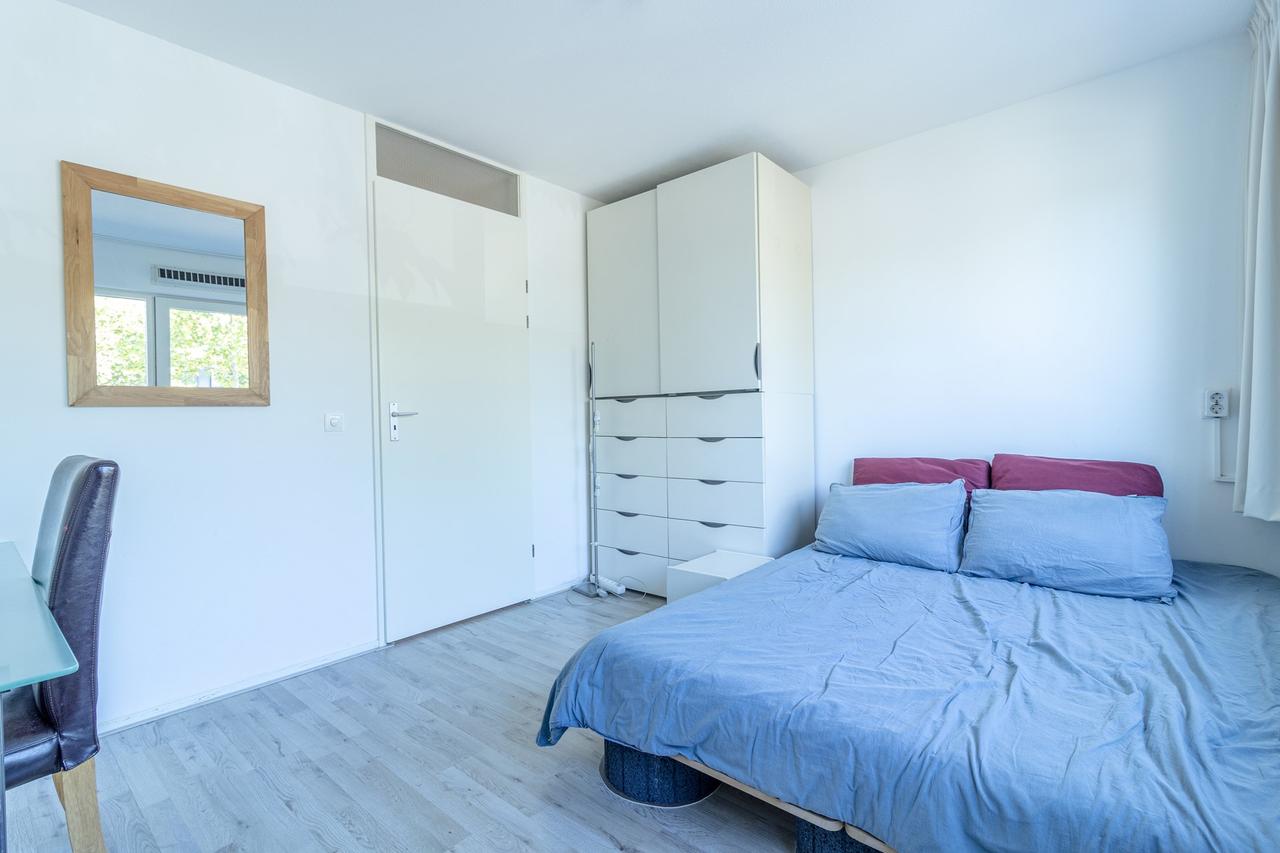 Furnished 3-Bedroom Apartment with Garden - Image 22