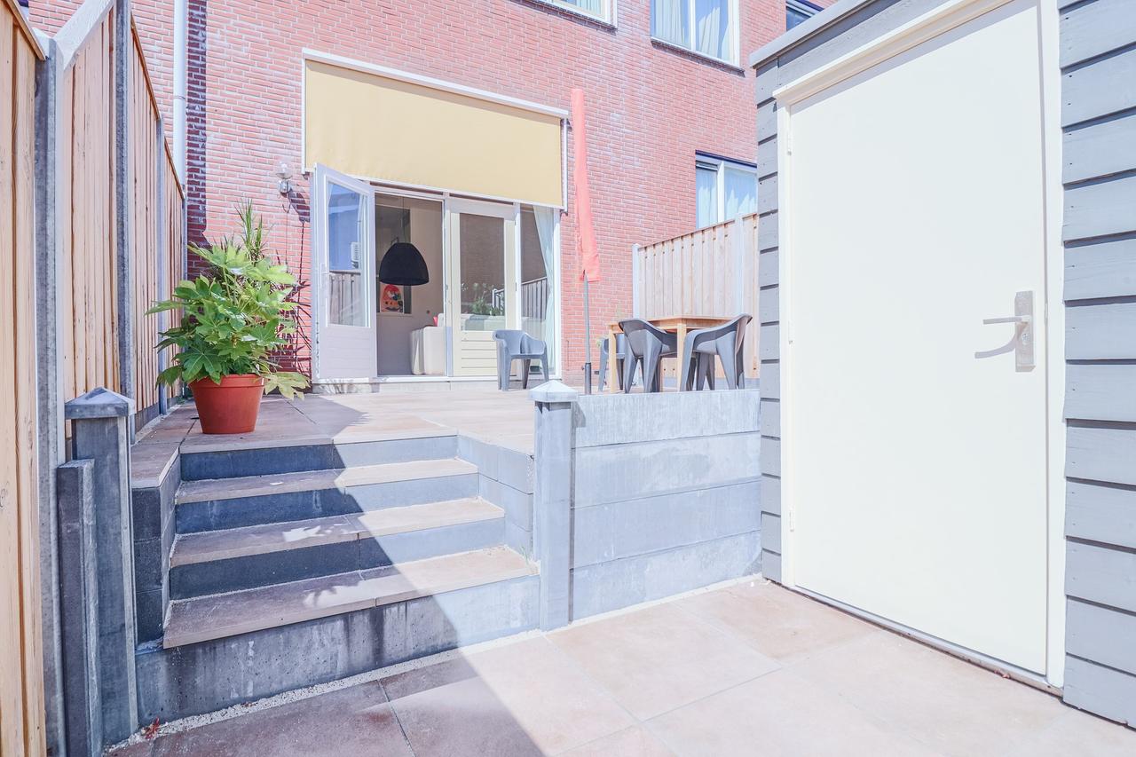 Furnished 3-Bedroom Apartment with Garden - Image 23