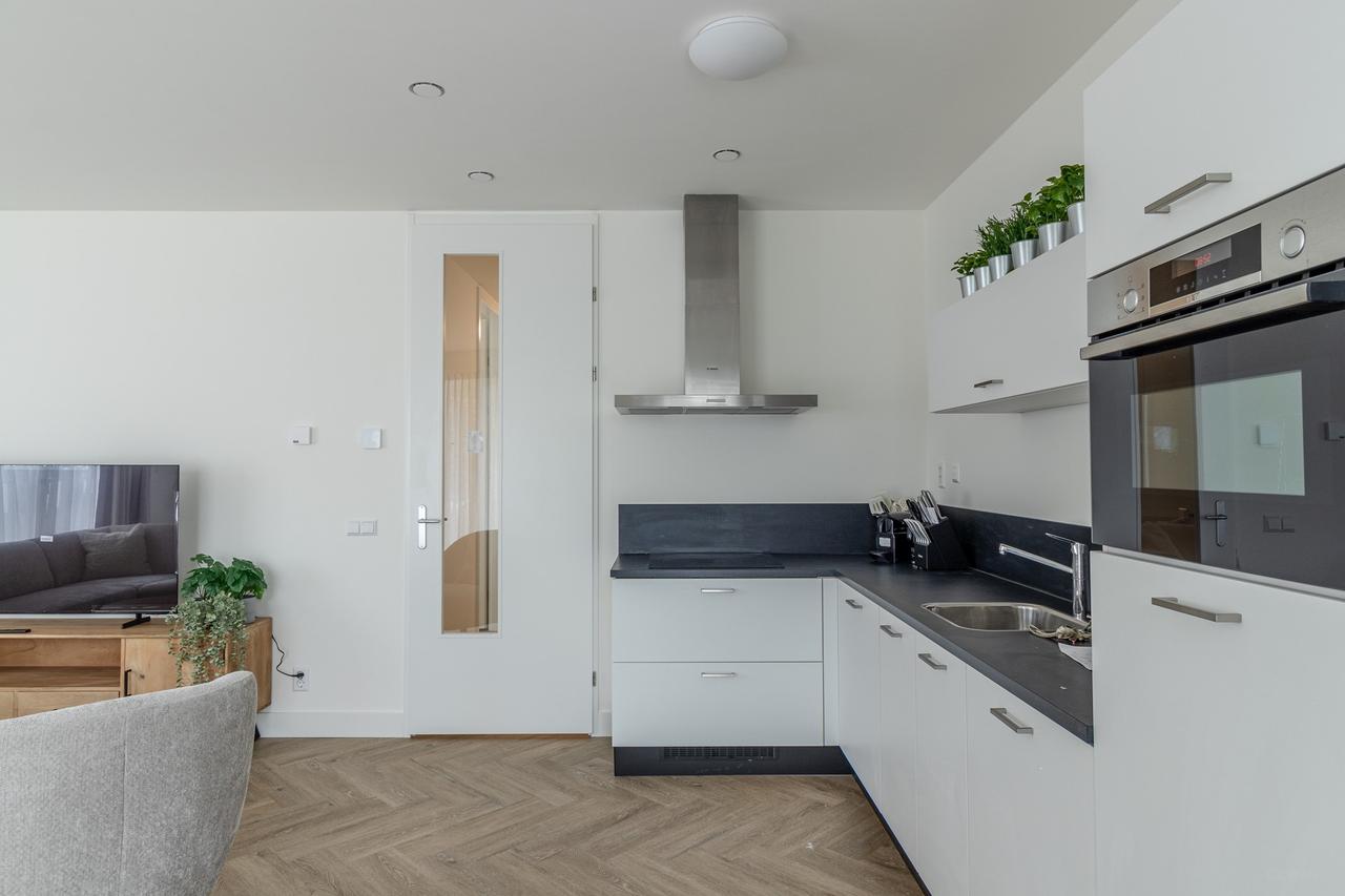 Gemeubileerd 4-kamerappartement met balkon - Afbeelding 9