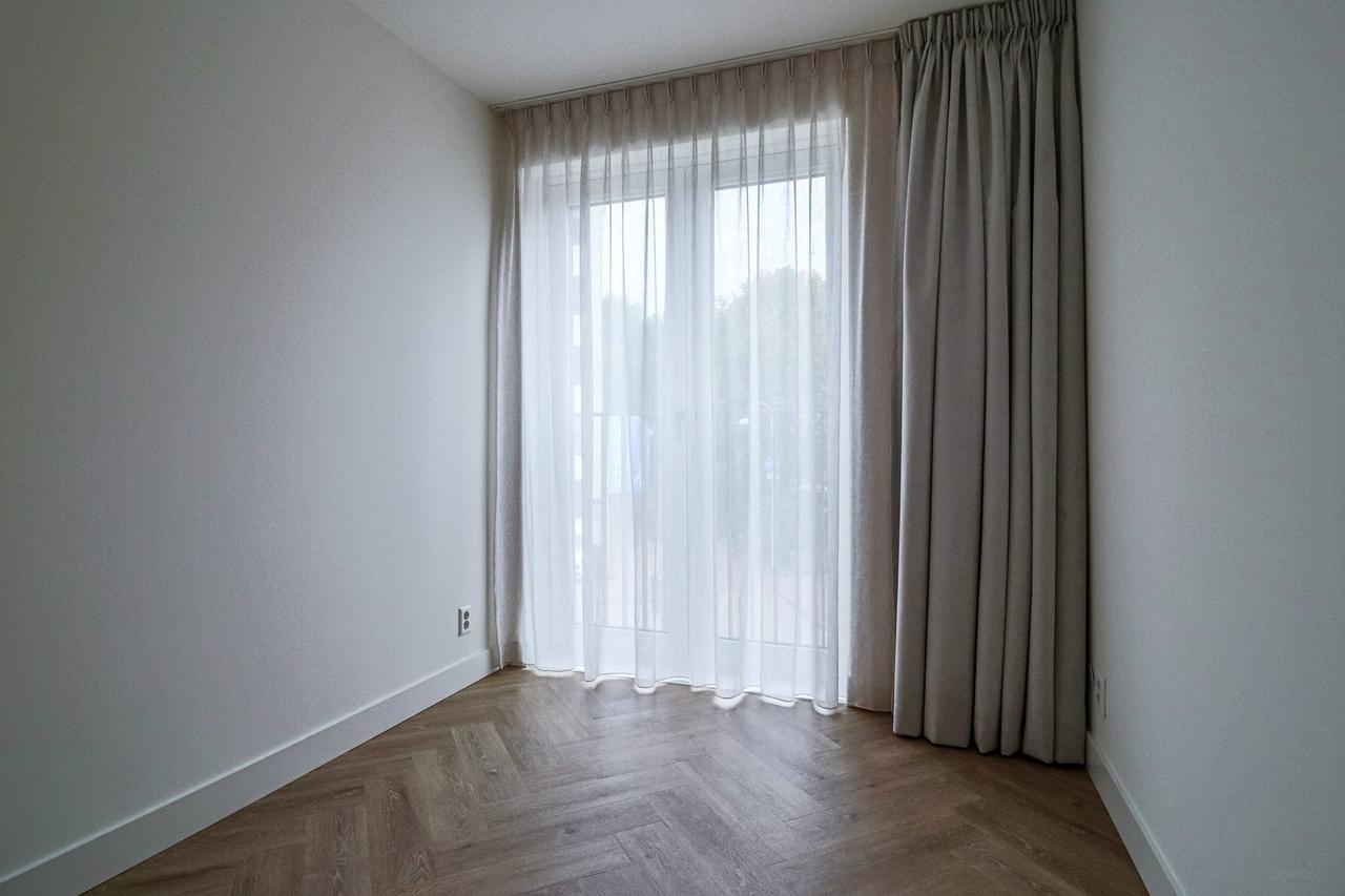 Gemeubileerd 4-kamerappartement met balkon - Afbeelding 17