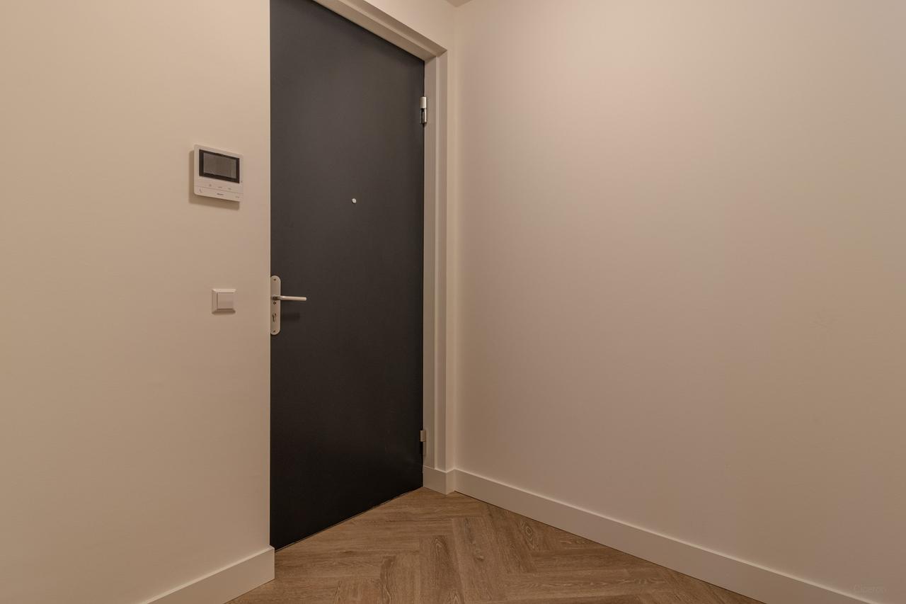 Gemeubileerd 4-kamerappartement met balkon - Afbeelding 27