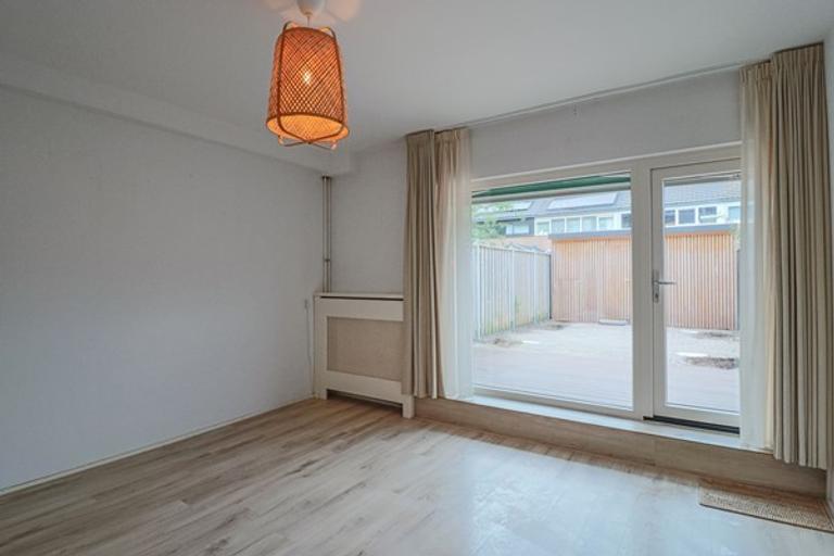 Gezinswoning met tuin en 2 badkamers - Afbeelding 5