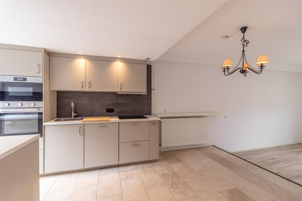 Gezinswoning met tuin en 2 badkamers - Afbeelding 9