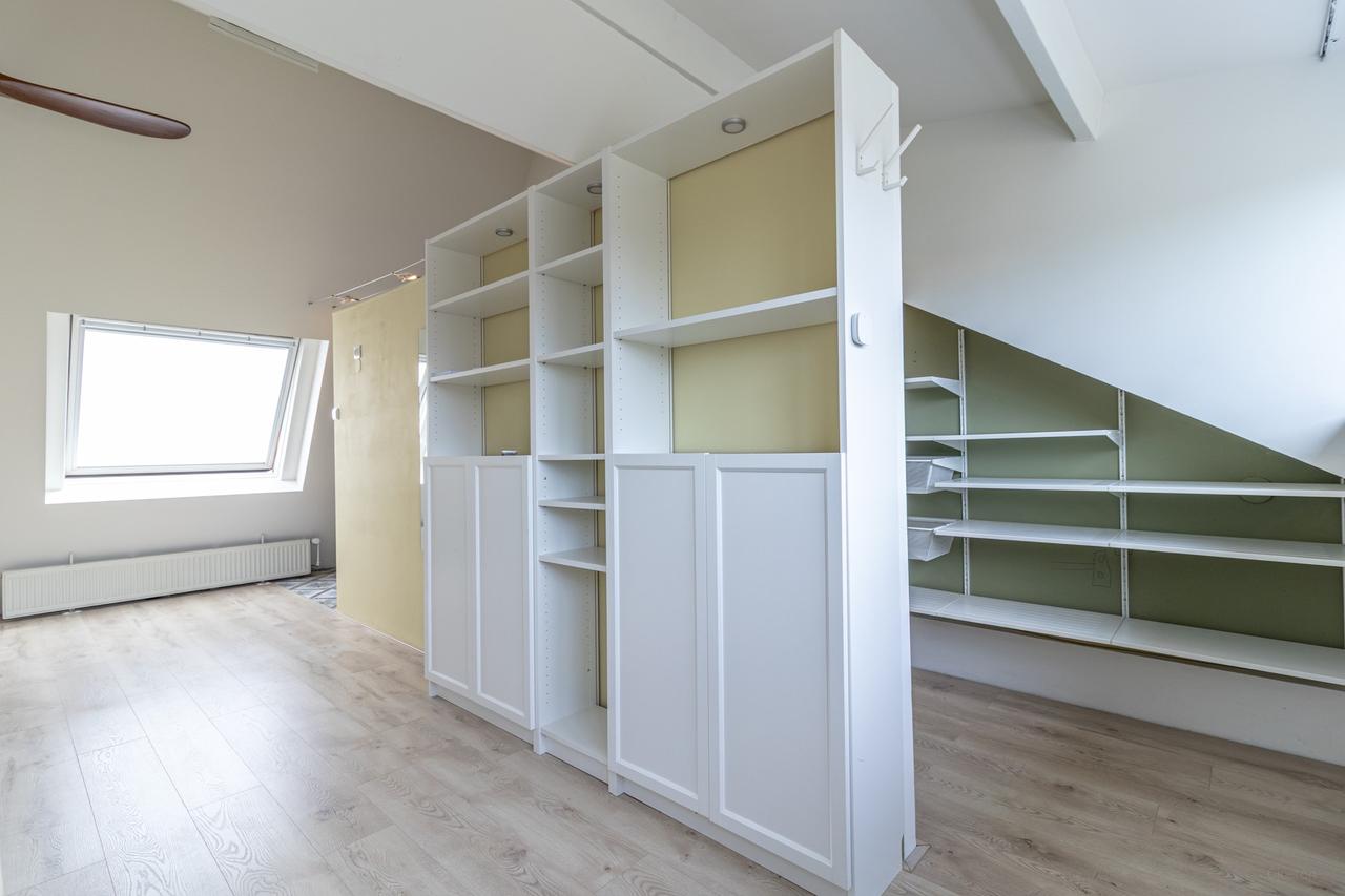 Gezinswoning met tuin en 2 badkamers - Afbeelding 24