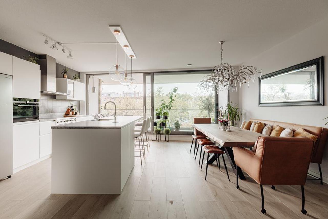 175 m² duplex apartment with roof terrace - Image 2