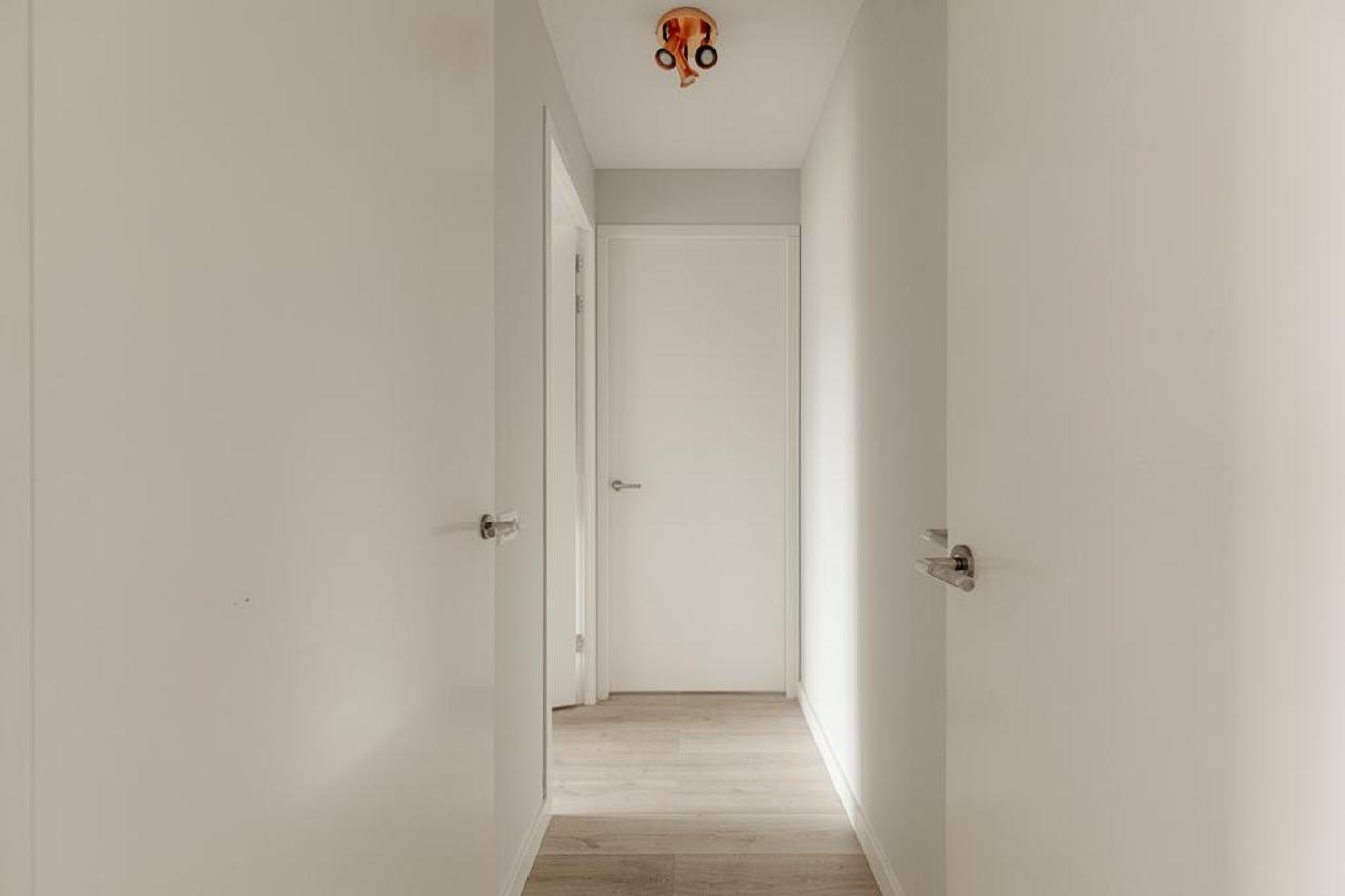 175 m² duplex apartment with roof terrace - Image 7